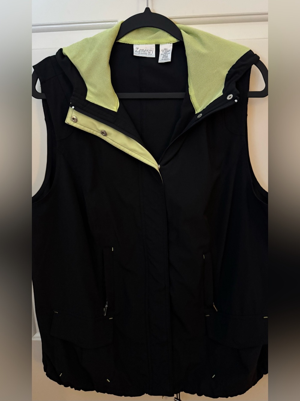 Chico's Zenergy Vest Black Sleeveless Vest w/ Lime Green Accents Chico’s Size 3